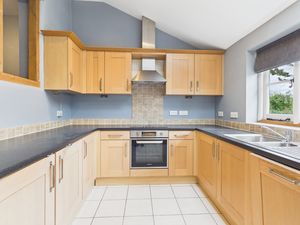 Kitchen- click for photo gallery